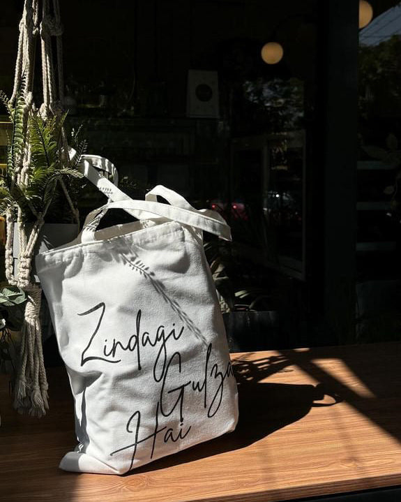 Zindagi Gulzar Hai Tote Bag